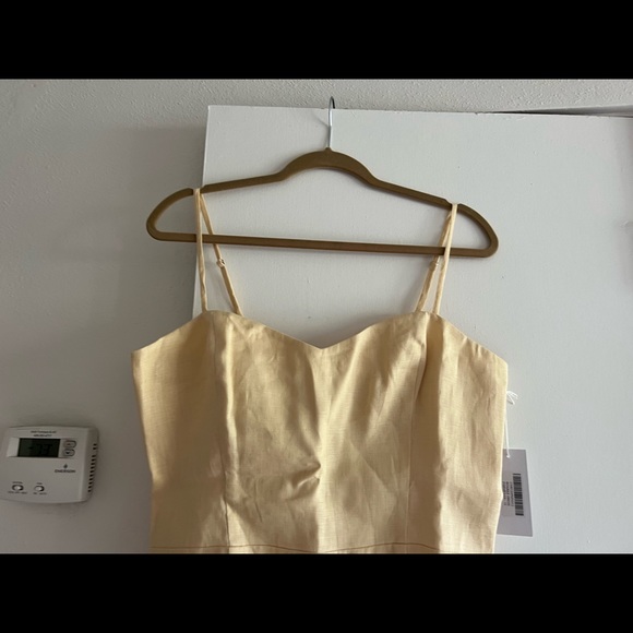 Reformation Yellow Roarke Mini Linen Sweetheart Sleeveless Parmesan color - Picture 10 of 12